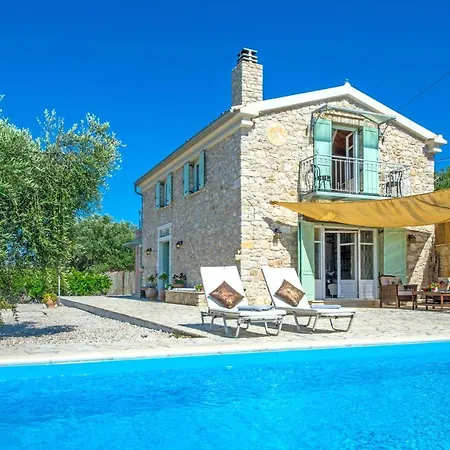 Villa Siorra By Posarellivillas Peritheia