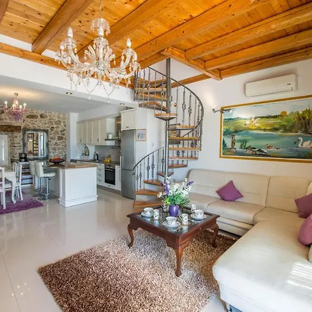 Siorra By Posarellivillas Villa *