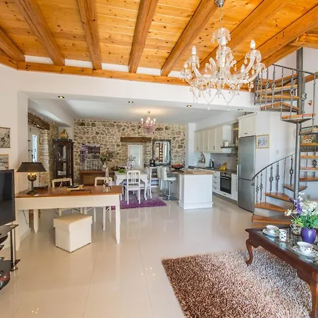 Siorra By Posarellivillas Villa Peritheia