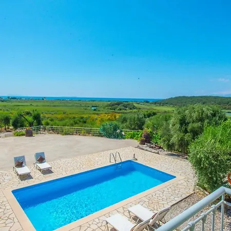 Siorra By Posarellivillas Villa